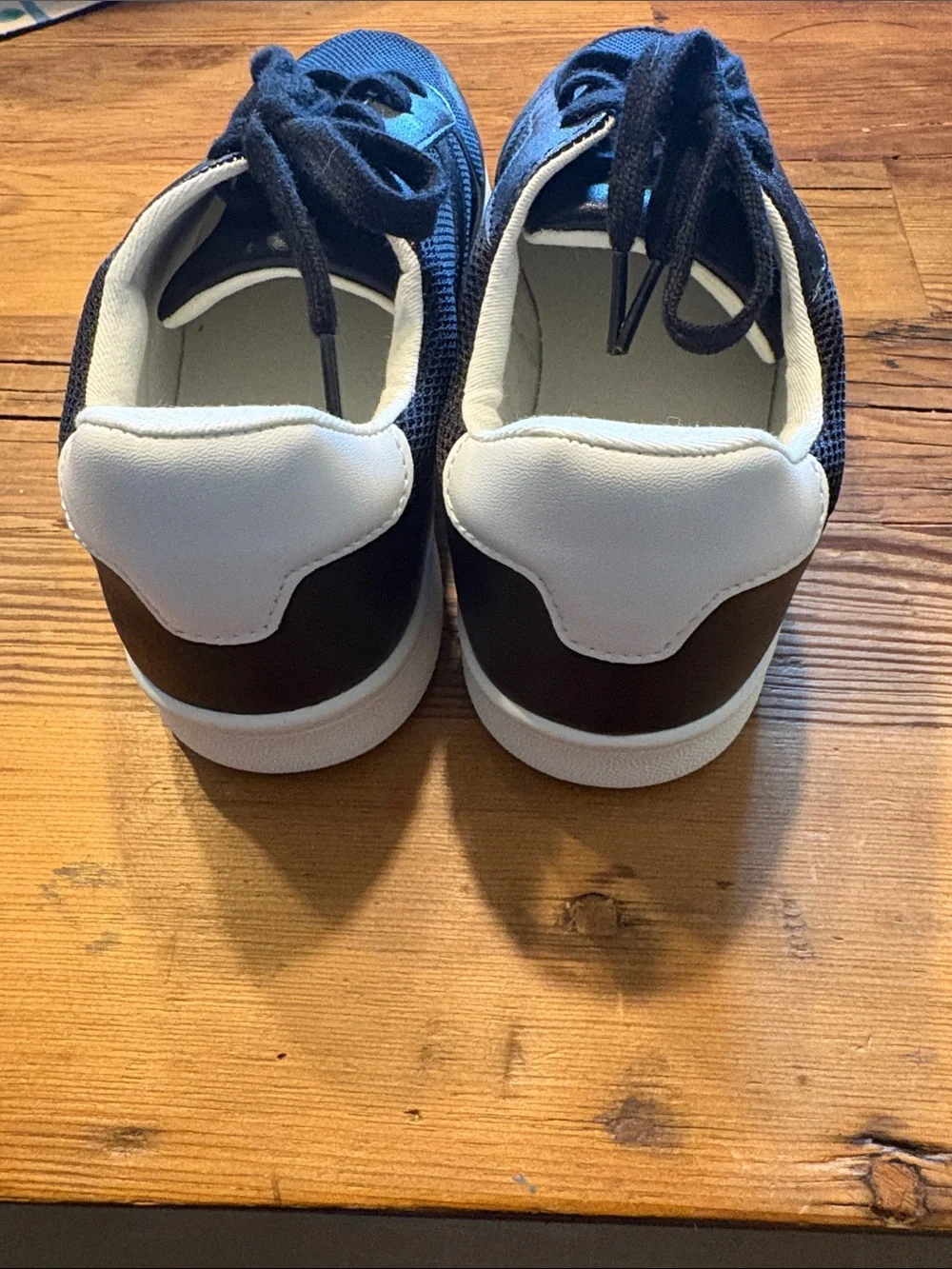 Old Navy Black and White Women's Sneakers